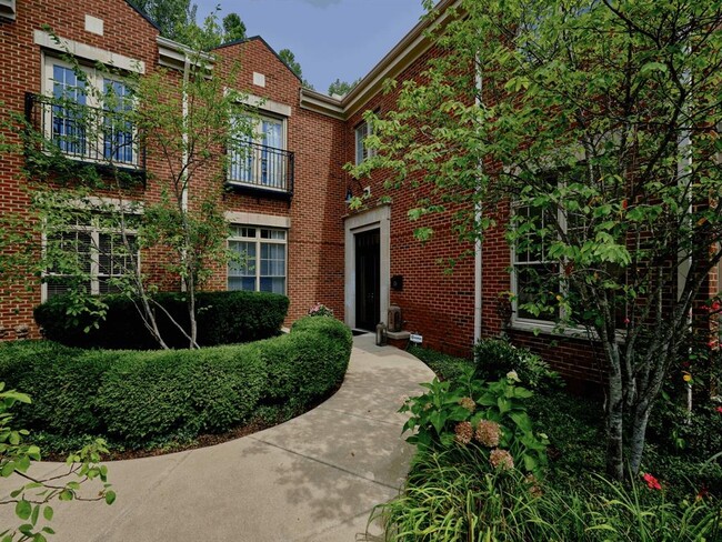Building Photo - 6470 Meridian Pkwy
