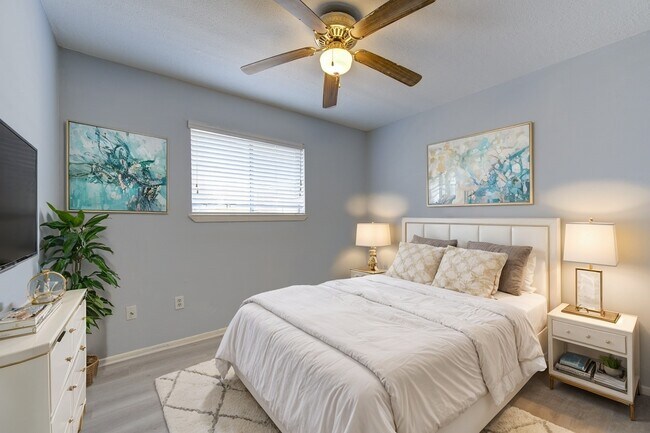 Foto del edificio - 6115 Westbranch Dr