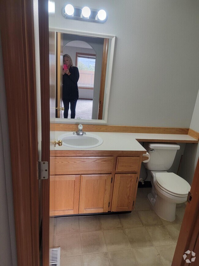 Country Lane Apartments for Rent with a Yard Vancouver, WA 1