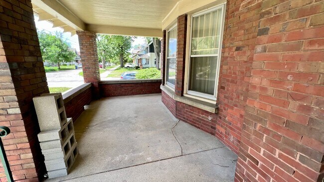 Foto del edificio - 1401 Logan St SE