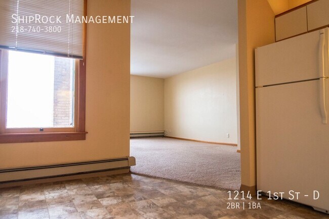 Building Photo - Chester Terrace 1214-D