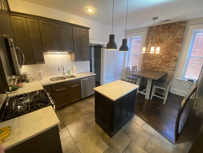Kitchen/Dining - 4249 Chouteau Ave