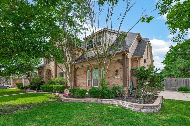 Building Photo - 28602 Hayden Park Dr