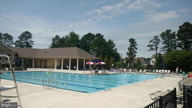 Building Photo - 175 Sandy Rdg Rd