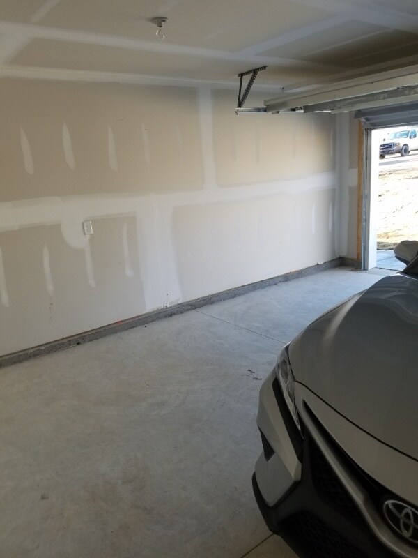 Building Photo - 2633 Taton Ct