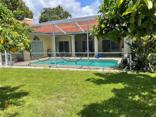 Building Photo - 2772 Challenger Dr