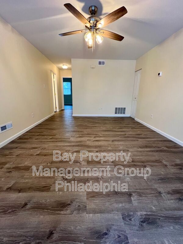 Building Photo - 246-247 Washington Pl