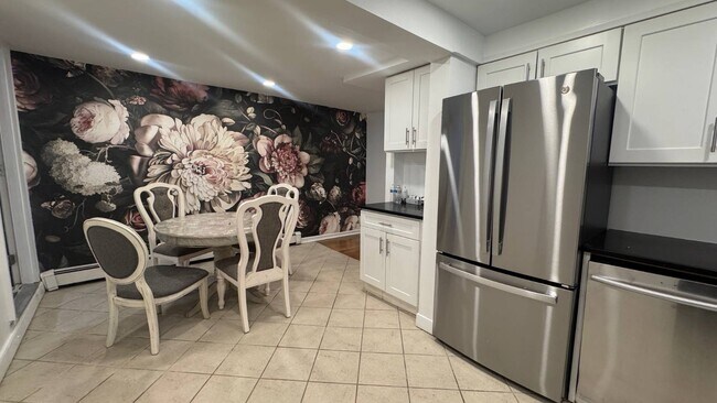 Building Photo - 101 Sterling Ave