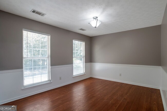 Foto del edificio - 90 Allen Oaks Way