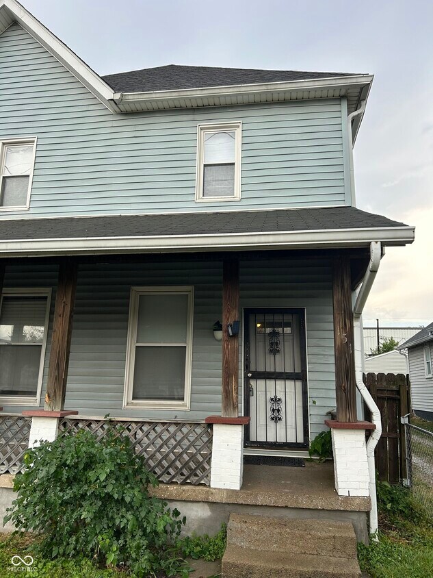 Foto principal - 151 Leota St