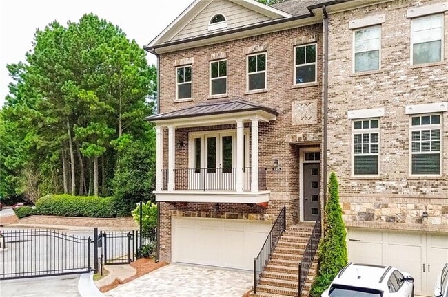 Foto del edificio - 845 Canterbury Rd NE
