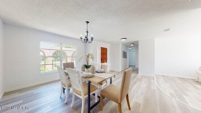 Foto del edificio - 10 Coral Reef Ct S