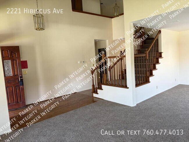 Foto del edificio - 2221 Hibiscus Ave