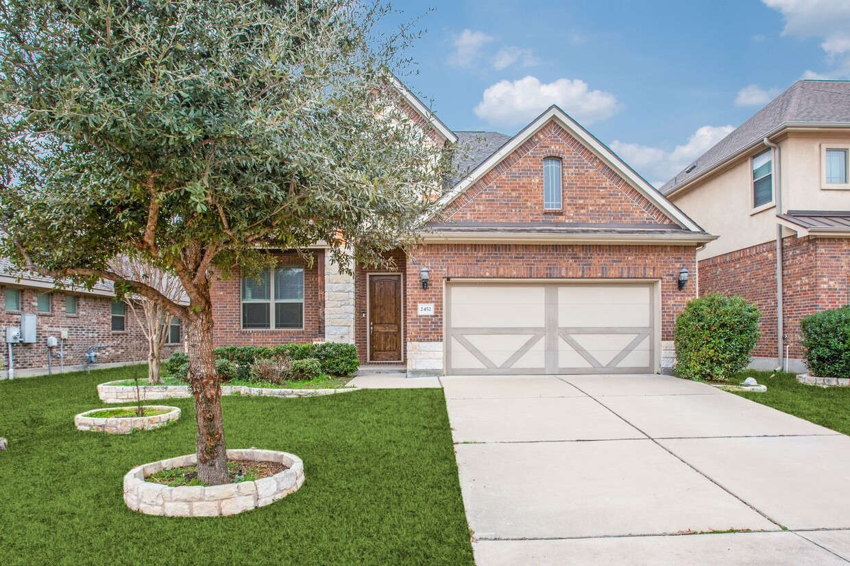 Foto principal - 2452 Millbrook Loop