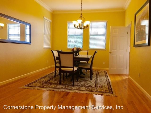 Building Photo - 412 Platt Cir