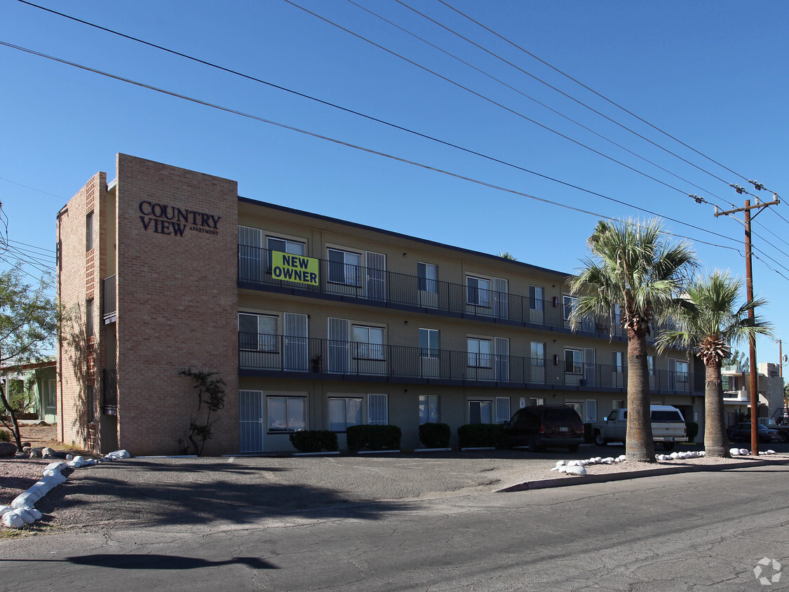 Primary Photo - Country View Apartments