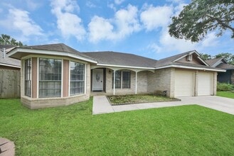 Building Photo - 15739 Oak Mountain Dr