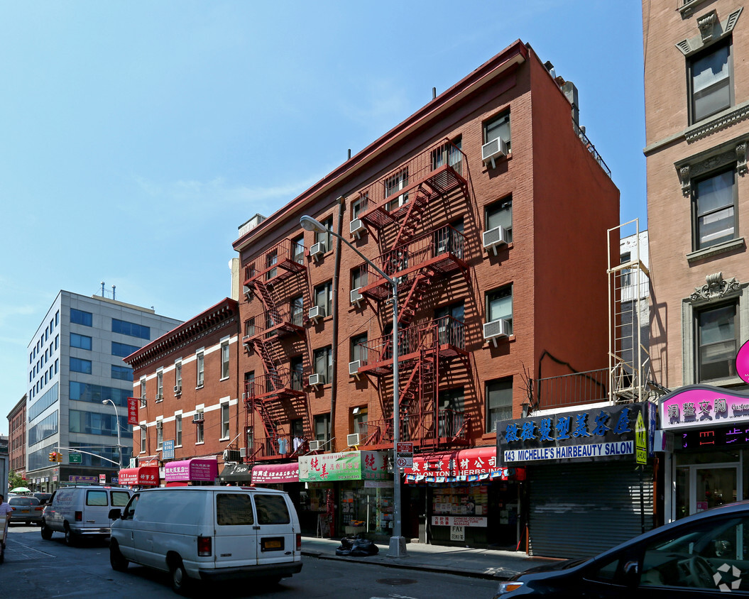 Building Photo - 95 Bowery