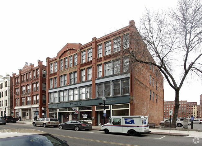 Foto del edificio - 57-61 Washington St