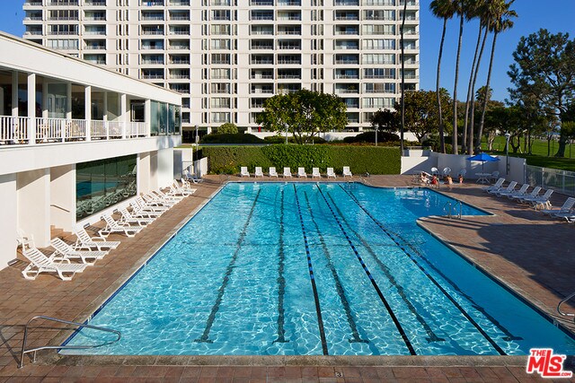 Foto del edificio - 2700 Neilson Way