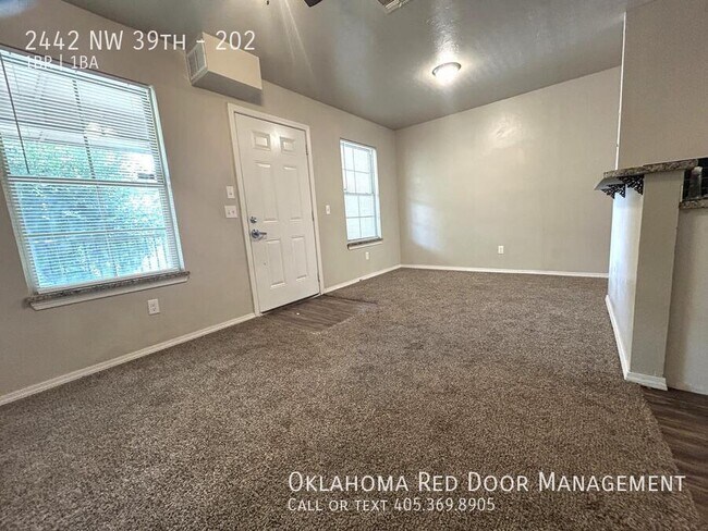 Foto del edificio - 2442 NW 39th-202