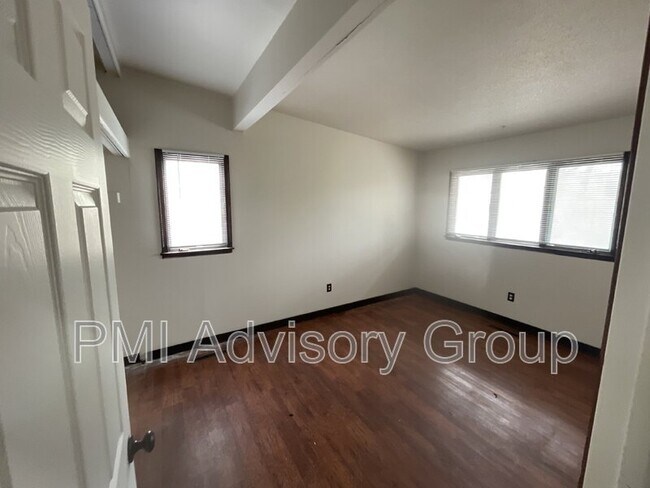 Foto del edificio - 2927 SW Atwood Ave