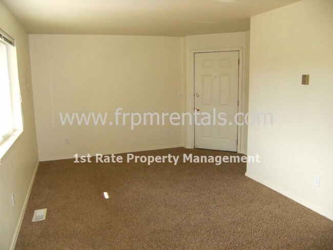 Building Photo - 4721 W Pasadena Ln