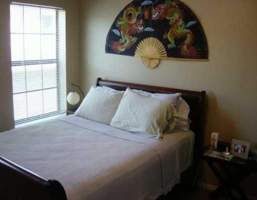 Foto del edificio - 402 Fairway Cir