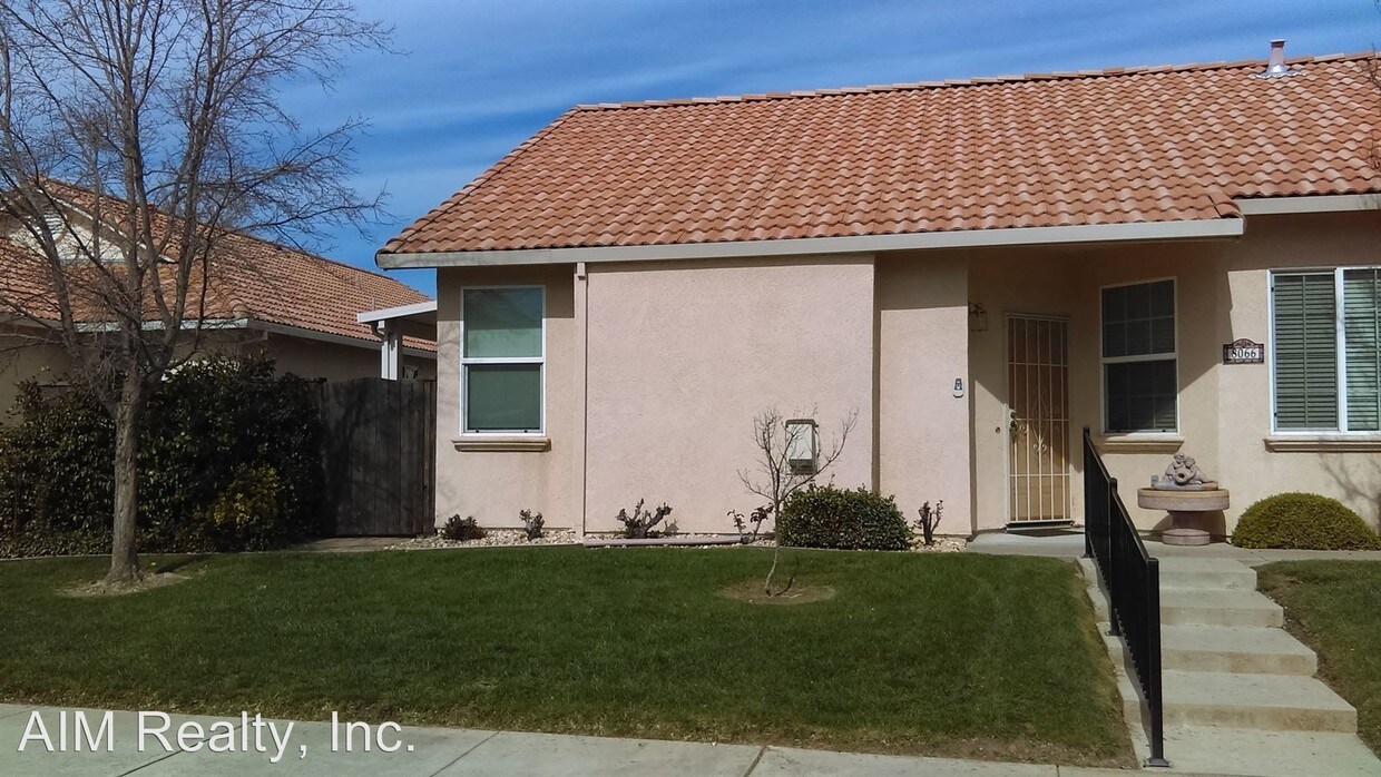 Building Photo - 8066 Arroyo Vista Dr