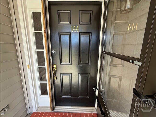 Foto del edificio - 144 Mills Run Dr