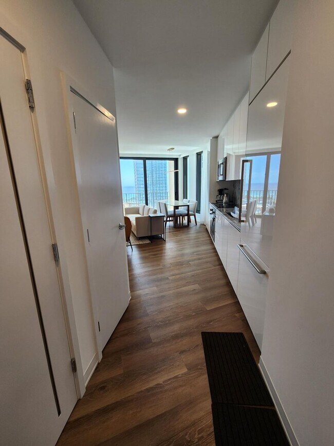 Foto del edificio - Aalii 1 Bed / 1 Bath / 1 Parking