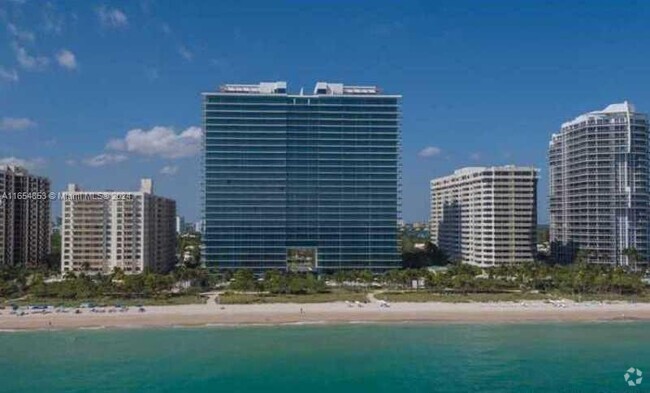 Building Photo - 10203 Collins Ave