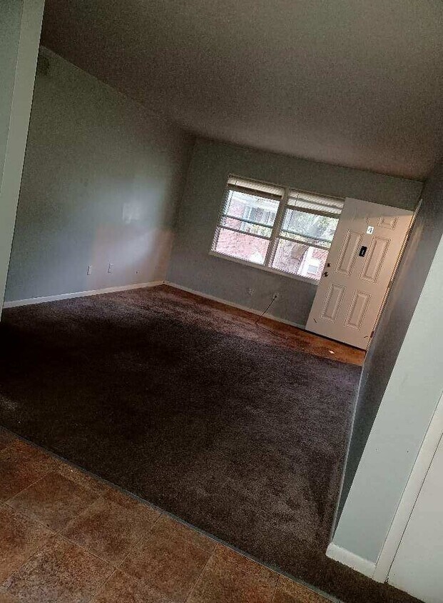 6101 Blevins Gap Rd, Louisville, KY 40272 House Rental in Louisville