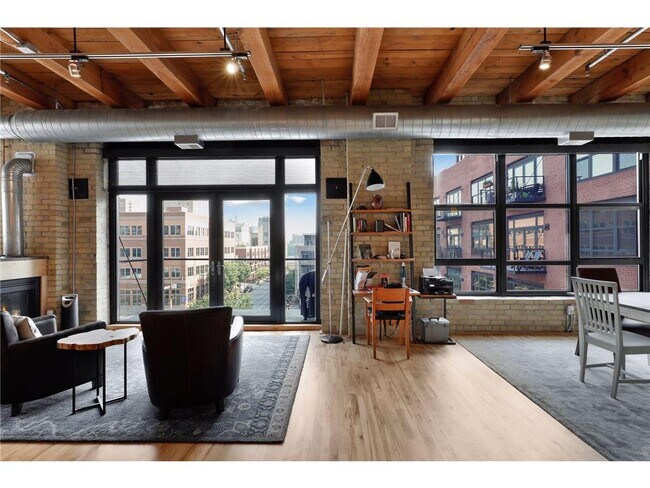 Foto del edificio - 607 S Washington Ave