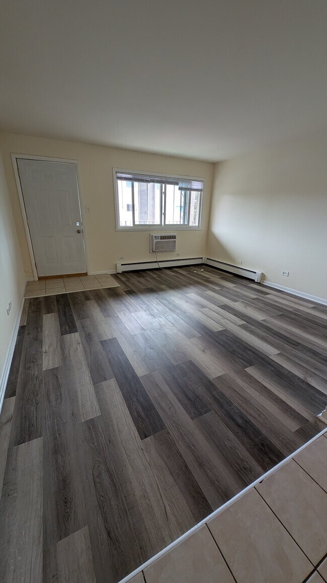 Foto del edificio - 8500 W 87th St