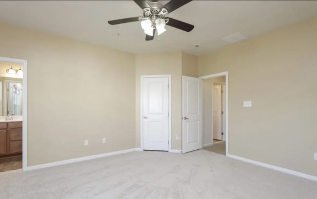 Building Photo - 731 Olive Wood Ln