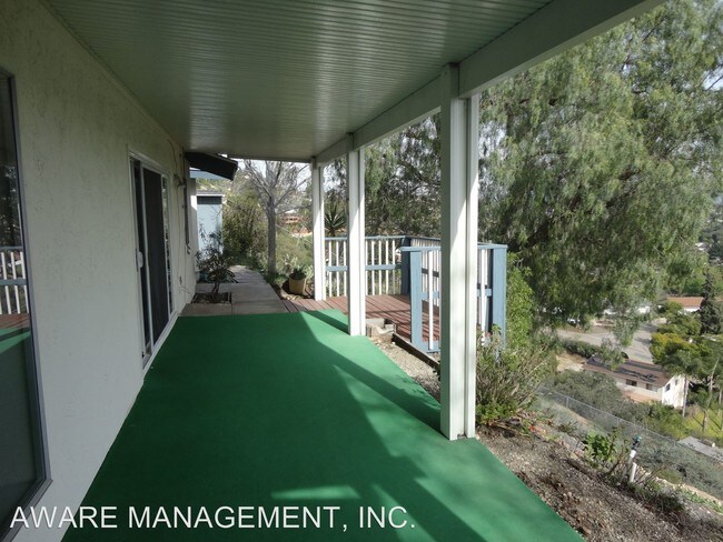 Building Photo - 4255 Crestview Dr