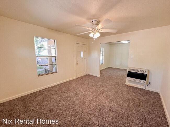Building Photo - 2 br, 1 bath House - 302 NE 6th Avenue