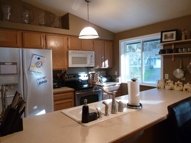 Building Photo - 7930 Bittern Ct SE