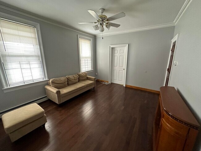 Foto del edificio - 308 Stegman Pkwy