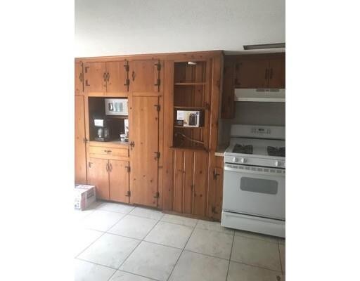 Foto del edificio - 573 State Rd