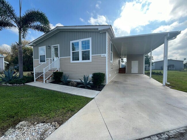 Foto del edificio - 568 Leopard Ln