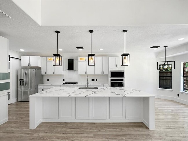 Foto del edificio - 2422 Mills Creek Dr