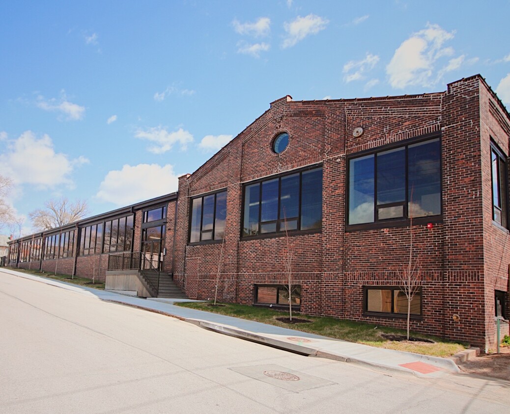 Primary Photo - Foundry Lofts