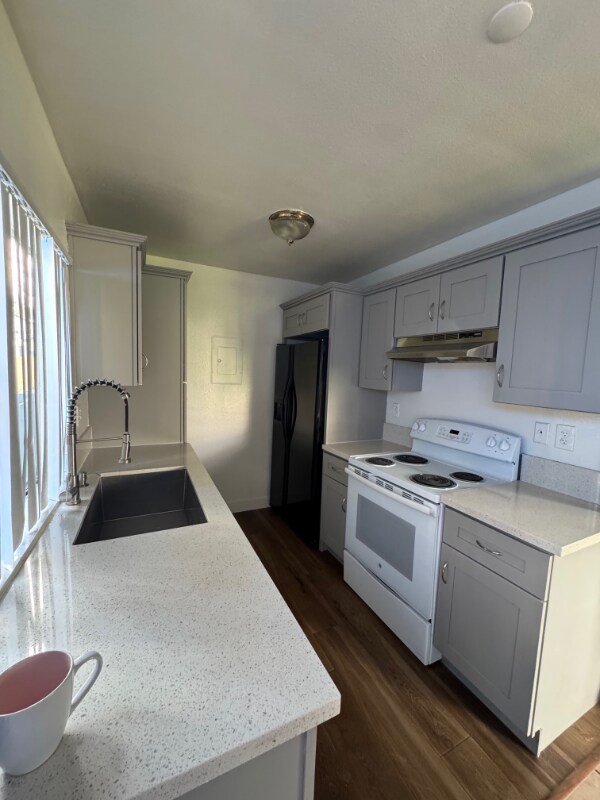 Foto principal - 23244 Orange Ave