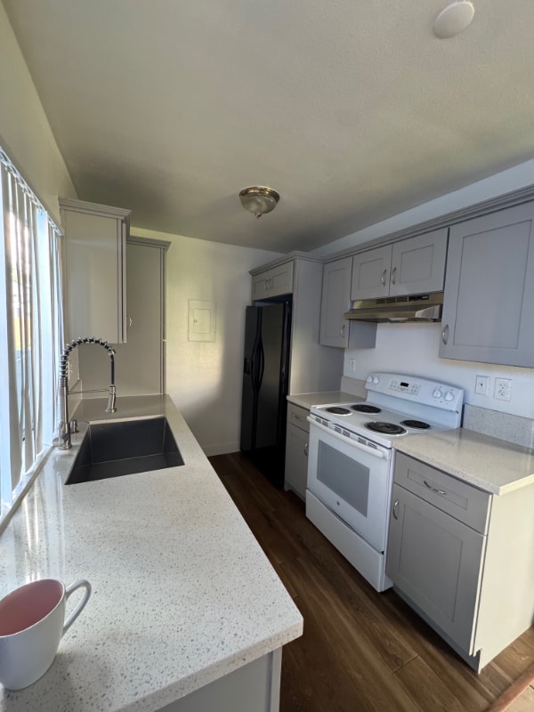 Photo - 23244 Orange Ave (Lake Forest, CA)