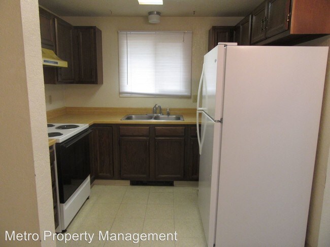 Foto del edificio - 333 Phyllis Cir E