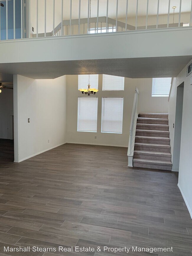 Building Photo - 3 br, 2.5 bath House - 8012 Big Top Drive