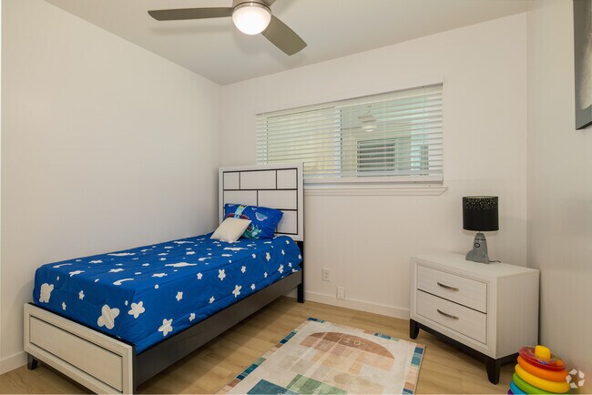 2BR, 1BA 875SF - Bedroom - The Grove