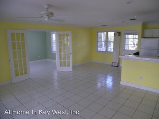 Building Photo - 60 Golf Club Dr
